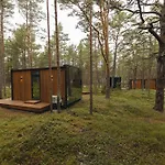 Oeoed Hoetels Lohusalu Leida & Enno * Лауласмаа