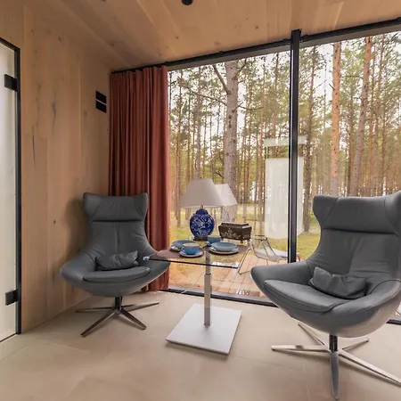 Apartman Oeoed Hoetels Lohusalu Leida & Enno Laulasmaa