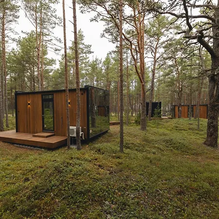 Oeoed Hoetels Lohusalu Leida & Enno * Laulasmaa