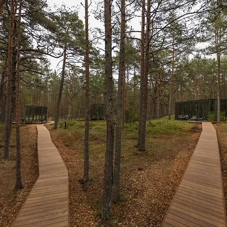 Oeoed Hoetels Lohusalu Leida & Enno *