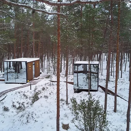 Oeoed Hoetels Lohusalu Leida & Enno *