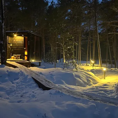 Apartman Oeoed Hoetels Lohusalu Leida & Enno