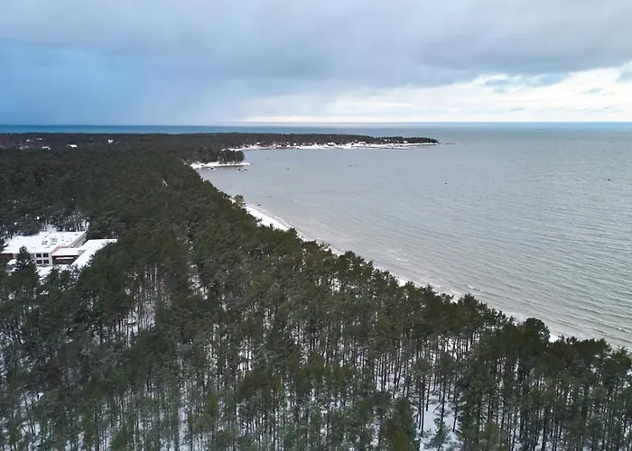 Oeoed Hoetels Lohusalu Leida & Enno Laulasmaa