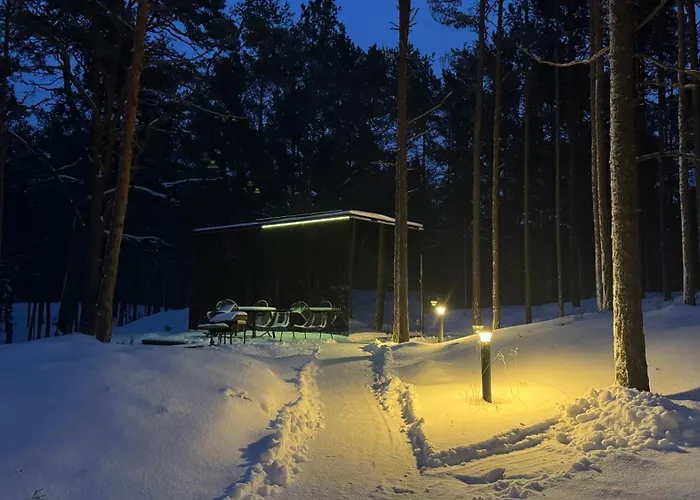 Oeoed Hoetels Lohusalu Leida & Enno * 라울라스마